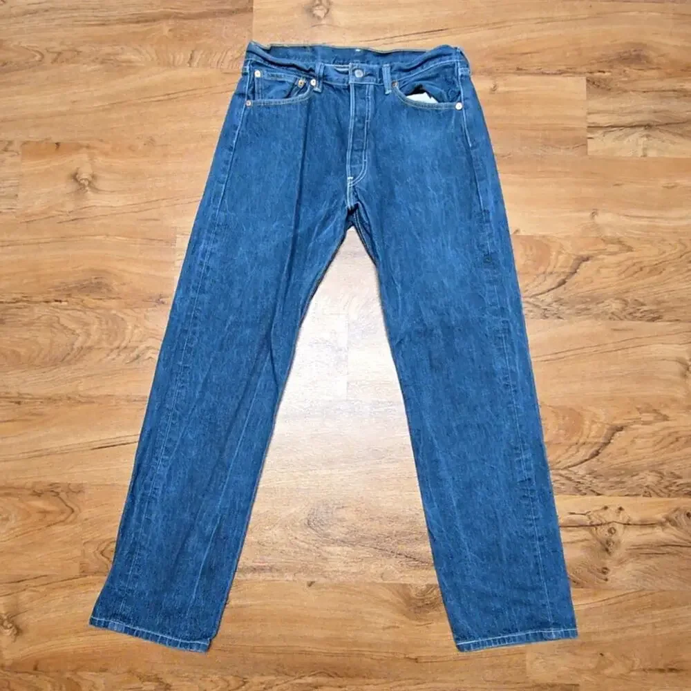 Levi's 501 Mens Jeans Straight Fit Medium Wash Denim 34x34 Classic Blue